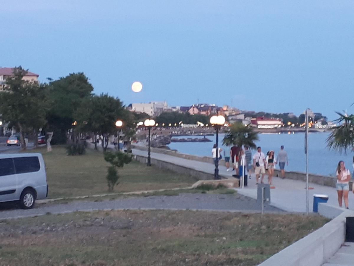 Самостоятелни Стаи На Брега На Морето Pomorie Eksteriør billede