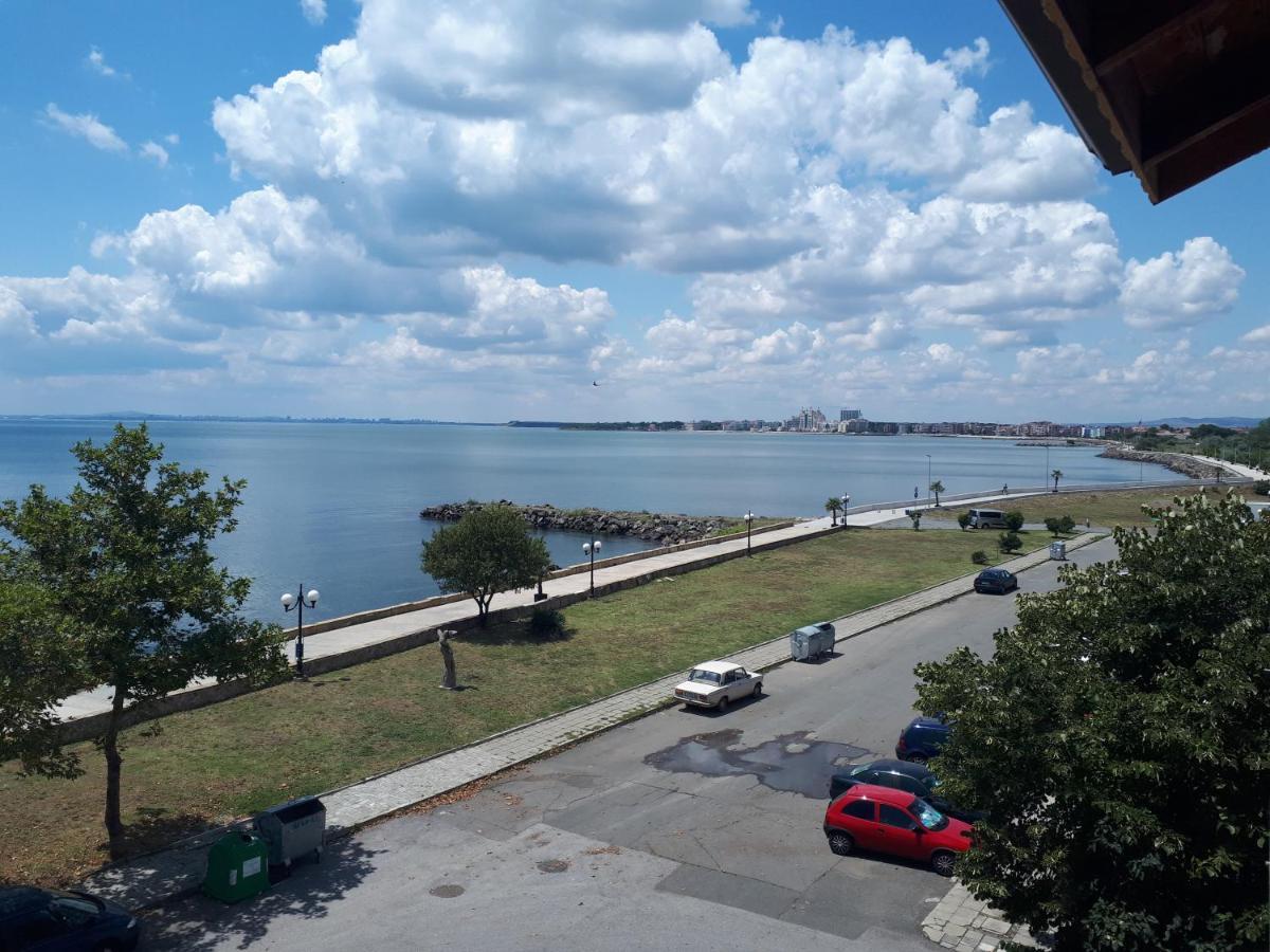 Самостоятелни Стаи На Брега На Морето Pomorie Eksteriør billede